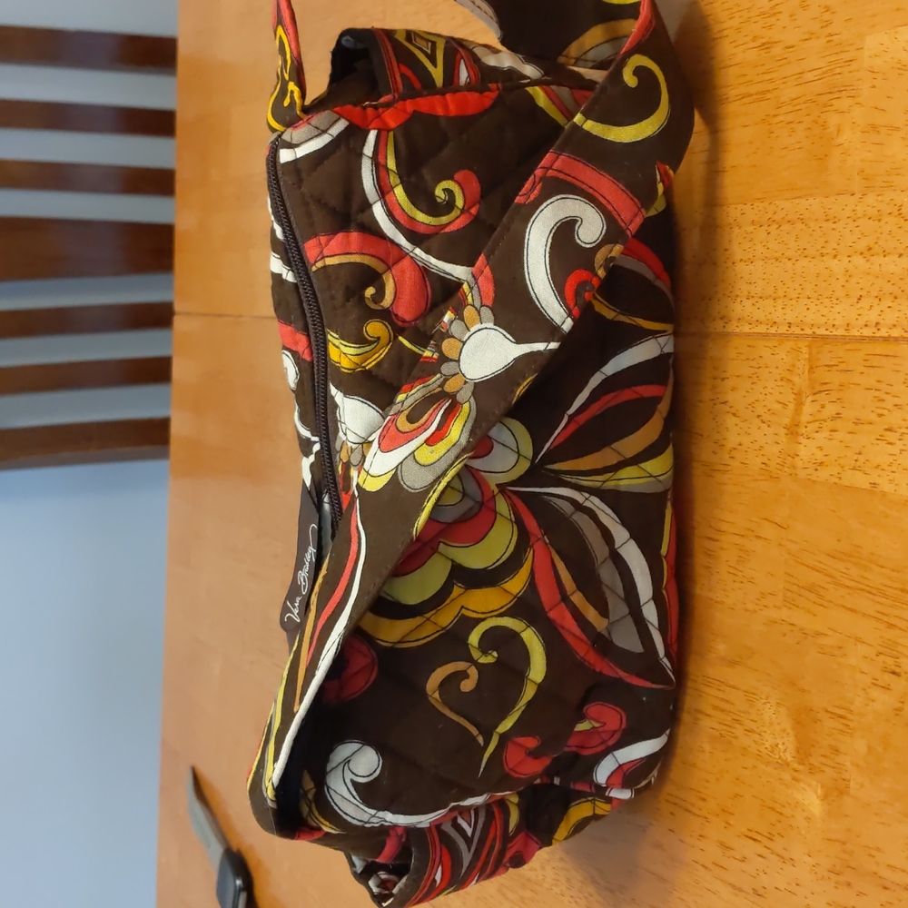 Vera Bradley bag. Great pattern.
